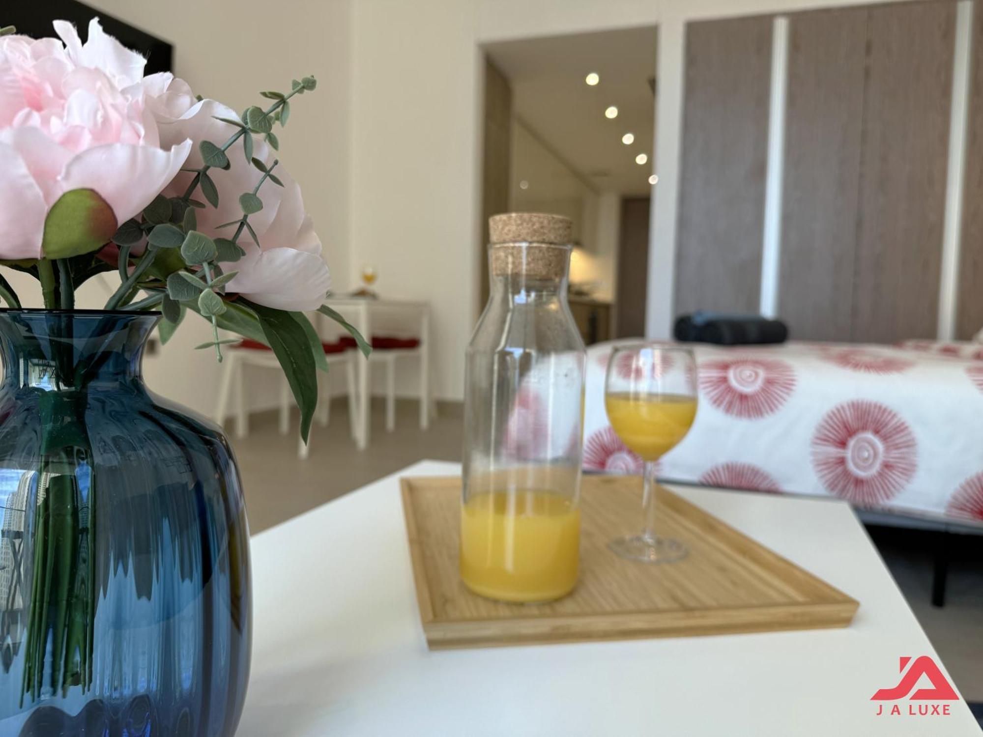 Cozy Sea View Apt In Liv Residence Tower, Dubai Marina Cozy Marina & Sea View Apt In Bay Central Tower With Modern Gym & Pool, Steps To Jbr Beach & Metro Luaran gambar
